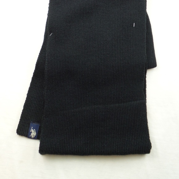 U.S. Polo Assn. Women's Scarf & Pom Pom Hat Set Black One Size Brand New MSRP$40 - Picture 6 of 6